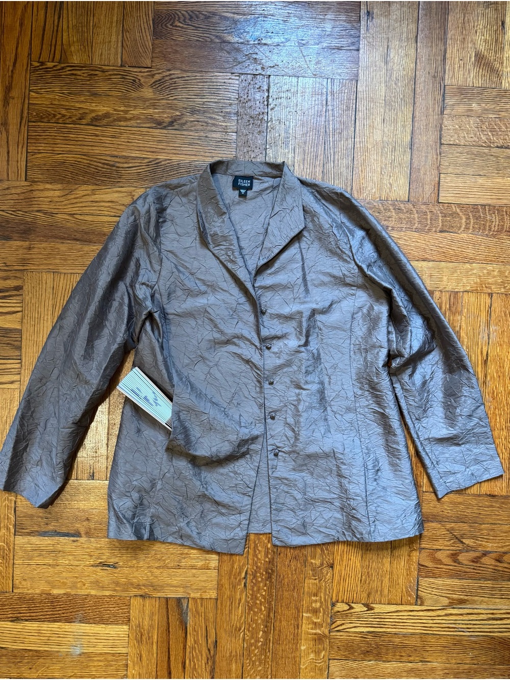 EILEEN FISHER Textured 100% Silk Button-Front Jacket in Taupe